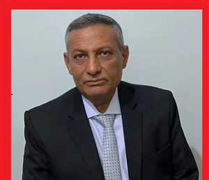 غياب وزير التعليم العالي أمين القدسي عن أداء اليمين يثير أزمة داخل التنظيم الناصري