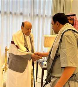 في أول ظهور له ..هادي يستقبل المهنئين في الرياض.. دعوات بالسلام والاستقرار لليمن