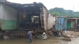 فيضانات اليمن تفجّر كارثة إنسانية جديدة...77 قتيلا وجريحا في 11 محافظة وآلاف المنازل والمآوي دُمّرت