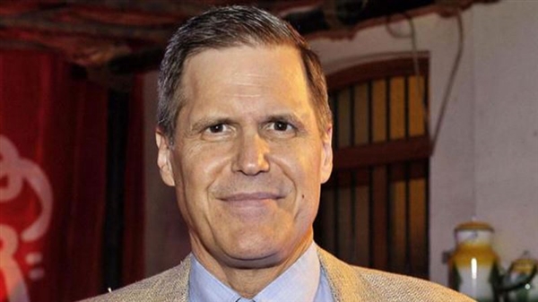 السفير الأمريكي باليمن: الأسلحة التي تم الاستيلاء عليها يجب أن تعود إلى الحكومة الشرعية