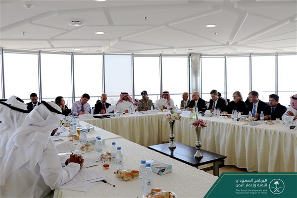 اللجنة الرباعية تدعم معالجات اقتصادية في اليمن