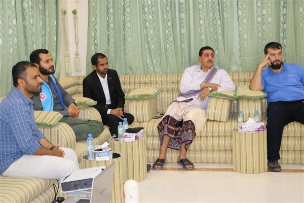 وقف الديانة التركي يزور مؤسسة البادية في حضرموت