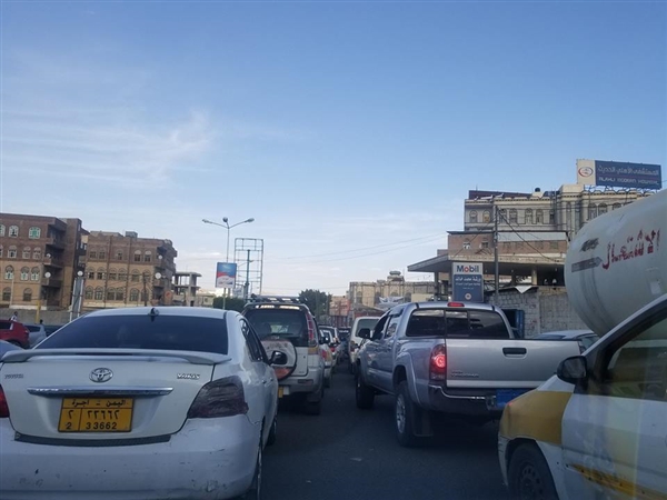 الحوثيون ينفون وصول ناقلات المشتقات النفطية للحديدة بعد ساعات من إعلان انفراج الأزمة