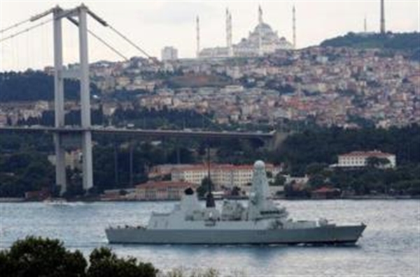 بريطانيا ترسل سفينة حربية أخرى إلى الخليج للدفاع عن حرية الملاحة