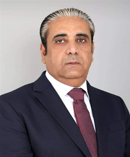 مسؤول رفيع يتمرد على رئيس الجمهورية وينحاز للإمارات