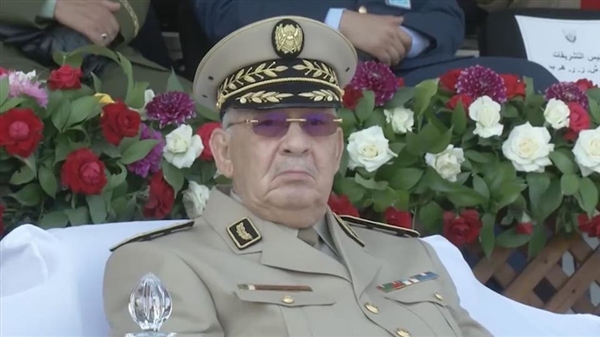 الجيش الجزائري يدعو لإعلان موعد انتخابات الرئاسة