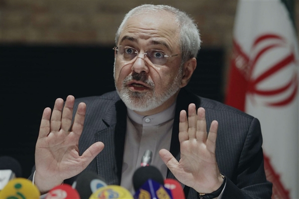 وزير خارجية إيران يكشف مصدر أسلحة مليشيات الحوثي