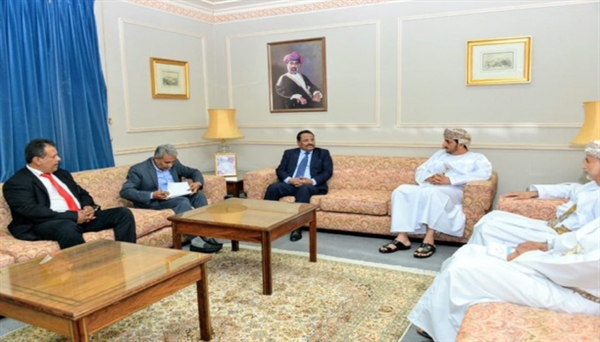 ما حقيقة لقاء قيادات حكومية بالحوثيين في مسقط؟