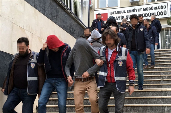 القبض على "شبكة لصوص" عقارات وهمية في إسطنبول