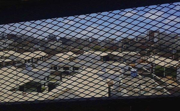 15 معتقلا في سجون عدن يبدأون إضرابا عن الطعام 