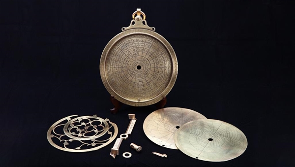 كيف كانوا يحسبون الوقت؟ ..حكاية العرب مع الزمن