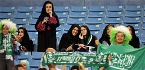 لأول مرة..مصارعة نسائية في السعودية