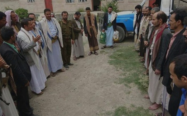 مليشيات الحوثي تعلن الإفراج عن 44 معتقلا في ذمار
