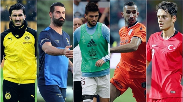 نجوم كرة القدم التركية يقدمون منح دراسية للطلاب في إسطنبول