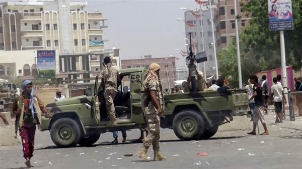 اندلاع اشتباكات عنيفة في عدن