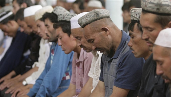 برلمانيون كويتيون يطالبون الحكومة بنجدة مسلمي الإيغور والهند