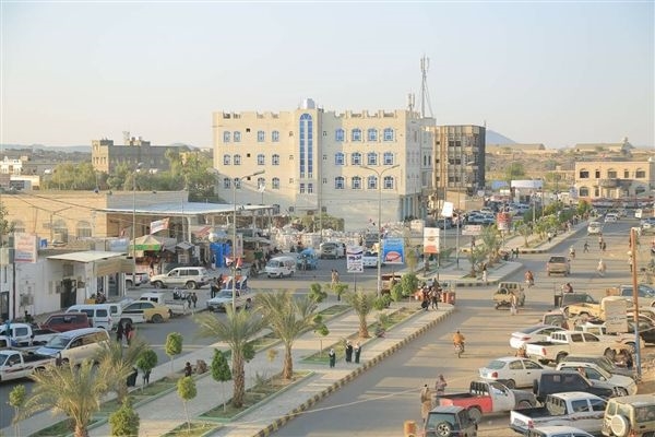 بتوجيهات رئاسية.. وصول فريق حكومي إلى مأرب لمتابعة المعركة الوطنية