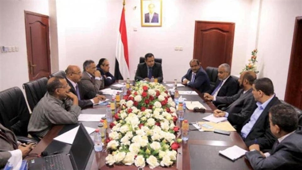 الحكومة اليمنية تدعو لدعم وإسناد الجيش الوطني في مختلف الجبهات