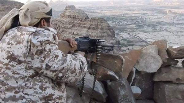 الجيش اليمني يتصدى لهجمات مليشيات الحوثي في مأرب والجوف ونهم