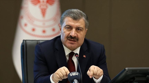 تركيا.. تراجع أعداد الوفيات والإصابات بكورونا ووزير الصحة: يجب الالتزام بالتدابير