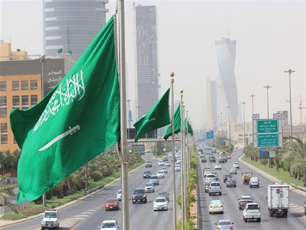 مصادر: السعودية تبلغ المسؤولين اليمنيين بانتهاء مهلة بقاءهم داخل المملكة
