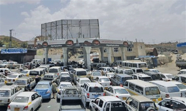أزمة مشتقات نفطية في المناطق الخاضعة للمليشيات
