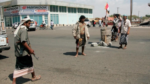 قبائل الصبيحة تختطف 9 مسلحين من مليشيات طارق المدعومة إماراتيا بالساحل الغربي