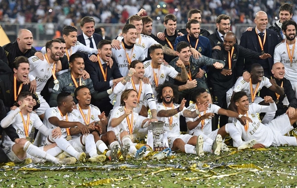 للمرة 34 بتاريخه.. ريال مدريد يتوج بلقب الدوري الإسباني