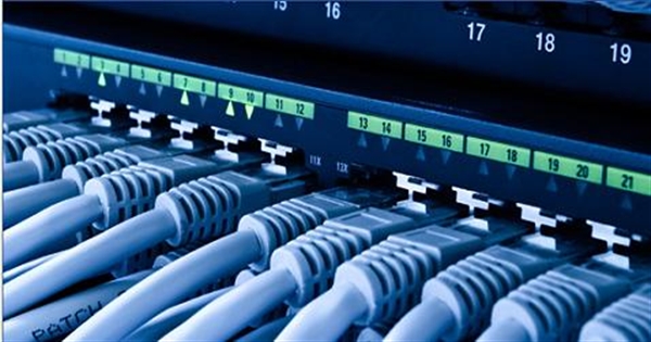 خروج 65 بالمائة من الإنترنت عن الخدمة في اليمن