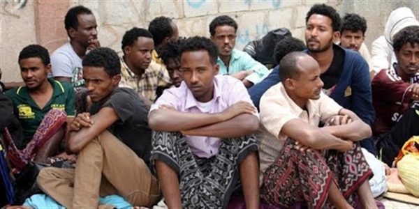 منظمة دولية تتهم السعودية ومليشيات الحوثي بطرد وقتل مهاجرين أفريقيين باليمن
