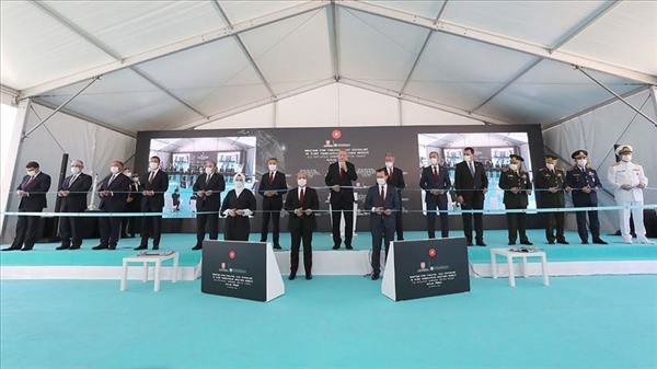 الرئيس التركي يفتتح منشأتين للصناعات الدفاعية