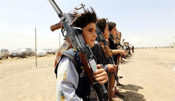 تقرير حقوقي: مليشيات الحوثي جنّدت عشرات الأطفال خلال العام الماضي