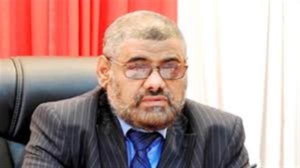 نائب رئيس البرلمان يهدد بالاستقالة في حال لم تحل إشكالية تدهور العملة اليمنية