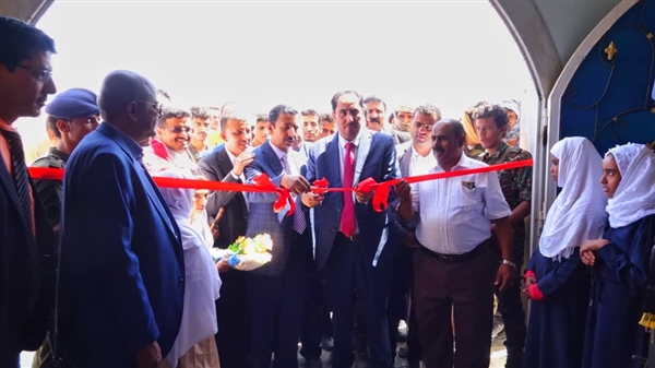 وزير الشباب يفتتح صالة رياضية في شبوة بتكلفة ٢٤٠مليون ريال