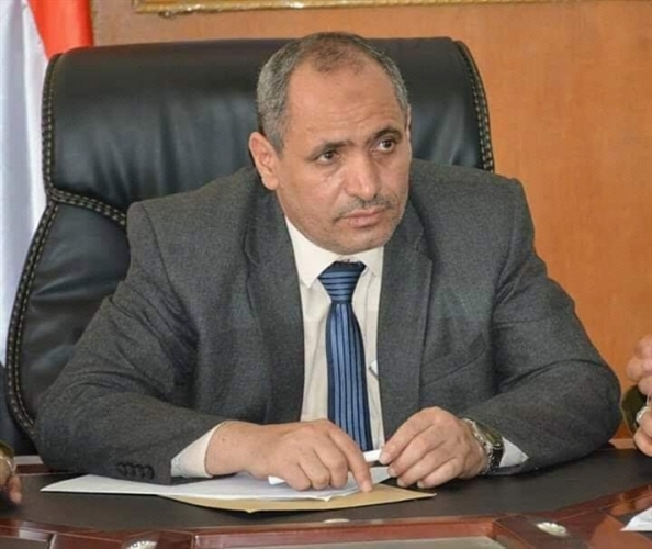 وكيل محافظة تعز يشدد على توفير كميات كافية من الغاز وضبط المحتكرين