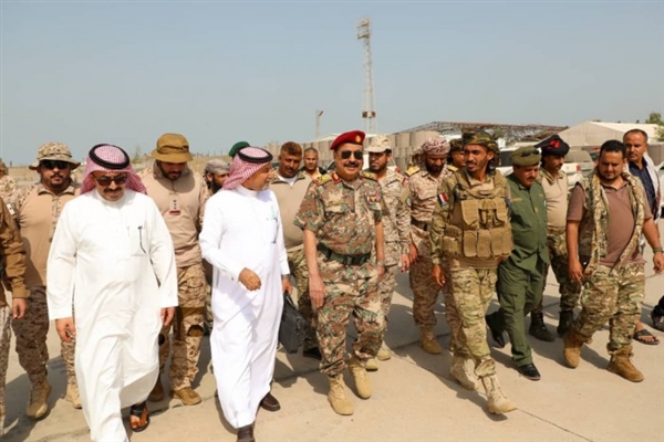 عقب تجدد المواجهات.. وصول لجنة سعودية لاحتواء التصعيد في أبين