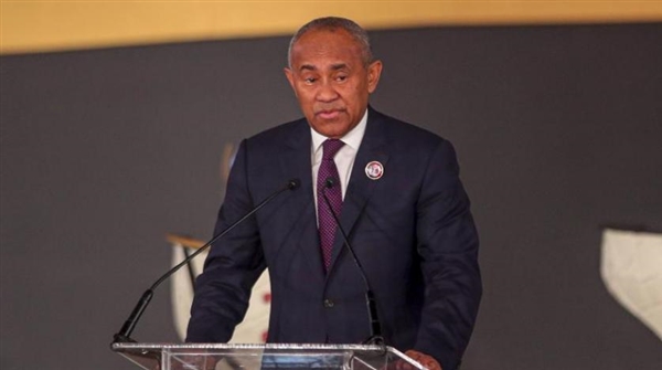 «فيفا» يوقف رئيس الاتحاد الأفريقي أحمد أحمد 5 سنوات بقضايا فساد