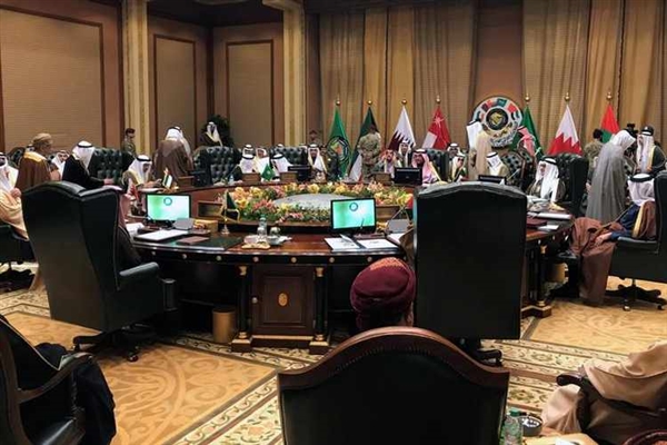 Körfez ülkeleri Katar krizi gölgesinde toplanıyor