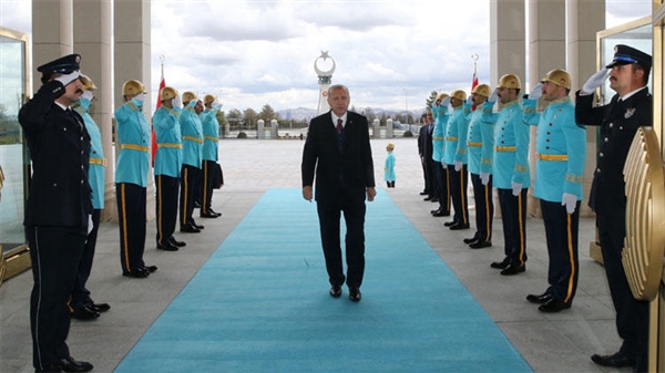 Erdoğan'dan polislere kutlama