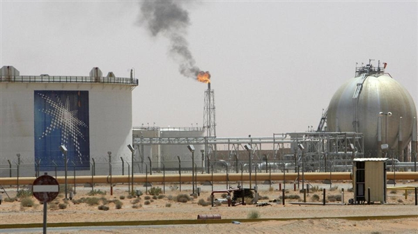 Suudi Arabistan'ın petrol istasyonlarına saldırı