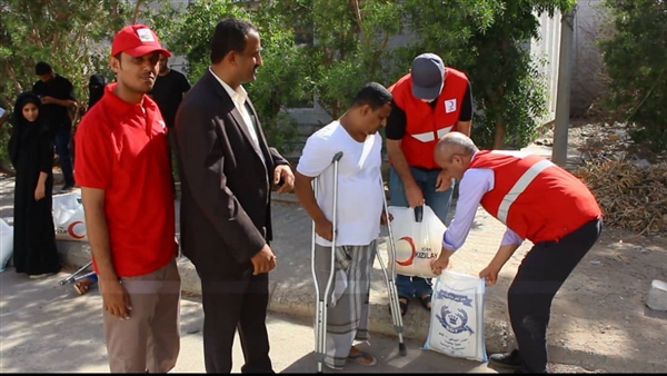 Türk Kızılay'ından Yemenli engellilere yardım