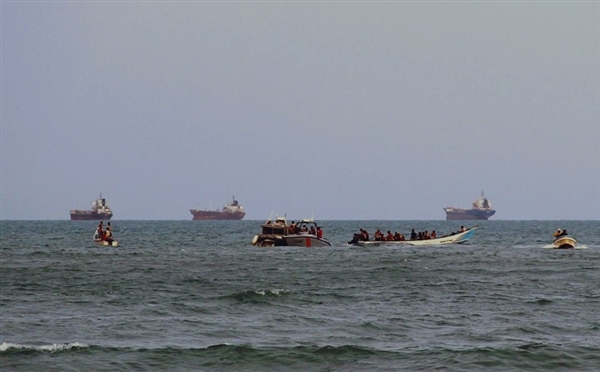 Husiler, Kızıldeniz'de 3 gemiyi alıkoydu