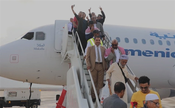 Yemen'deki Riyan Havaalanı 4 yıl sonra sivil uçuşlara açıldı