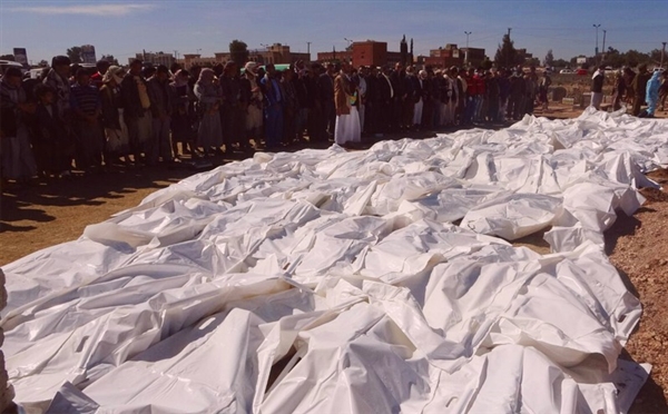 Hapishane bombardımanında ölen 71 kişi toprağa verildi