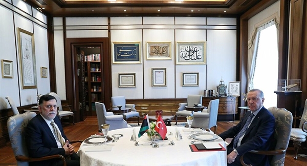 Serrac’ı istifadan Erdoğan vazgeçirdi