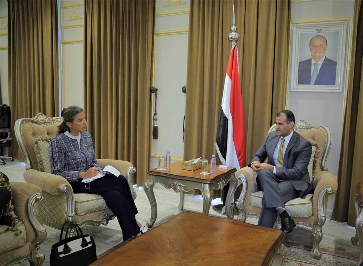 الخارجية اليمنية: استمرار تمرد الانتقالي في سقطرى غير مقبول