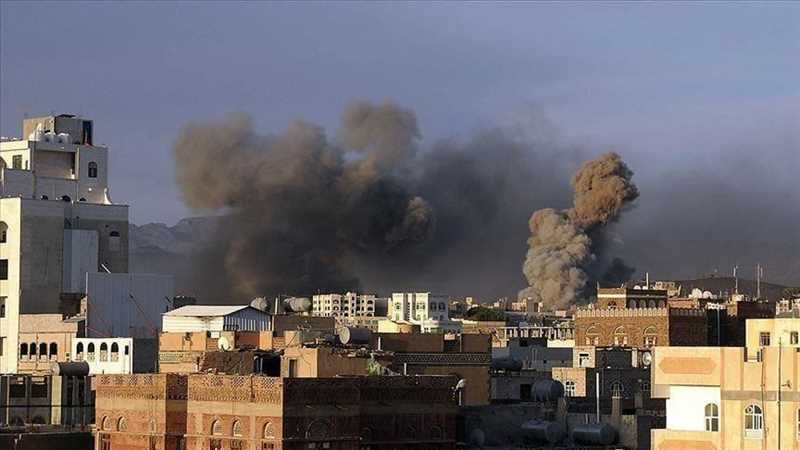 غداة هجوم عدن.. مقاتلات التحالف تدك مواقع المليشيات في صنعاء