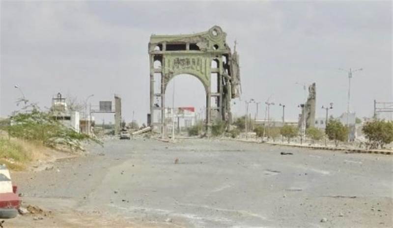 الجيش يعلن مصرع قيادي حوثي بارز أثناء محاولة تسلل في الحديدة