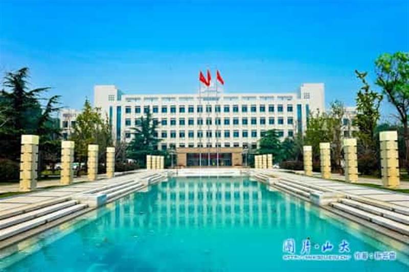جامعة صينية تعلن عن منحة لدراسة البكالوريوس والماجستير والدكتوراه (ممول بالكامل)