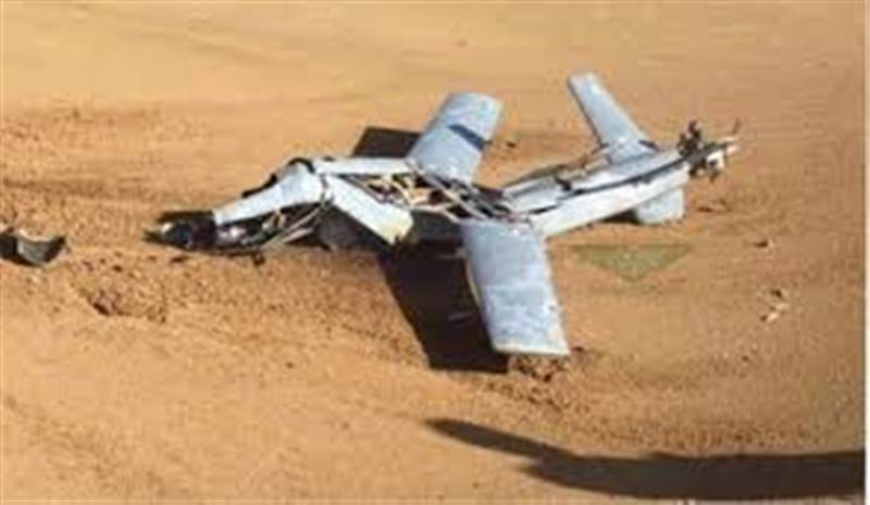 قوات الجيش تسقط طائرة حوثية مفخخة في سماء مأرب